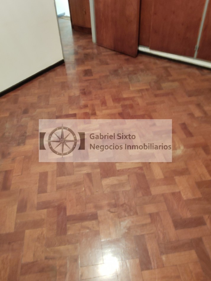 VENTA CASA ESQUINA P DE LOS ANDES Y FADER 6ta secc.  IMPECABLE 