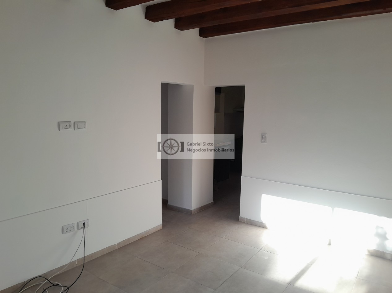 ALQUILER CASA COMPLEJO PRIVAOD 1 DORM CON COCHERA EN BERMEJO, GUAYMALLEN 