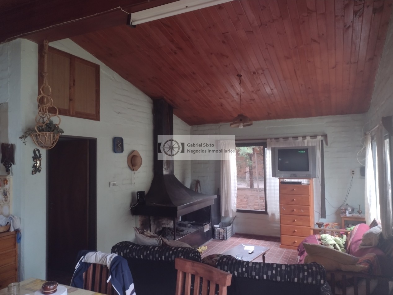 VENTA HERMOSA PROPIEDAD EN EL SALTO POTRERILLOS, MUY AMPLIA IMPECABLE !!!!