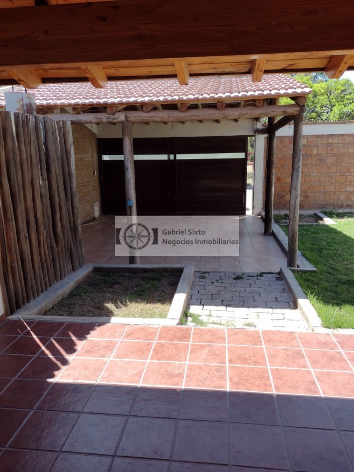 VENTA CASA HERMOSA B° LUMACO, NUEVA IMPECABLE 3 DORM 