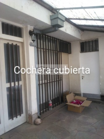 VENTA CASA B° SUPE GODOY CRUZ AMPLIA