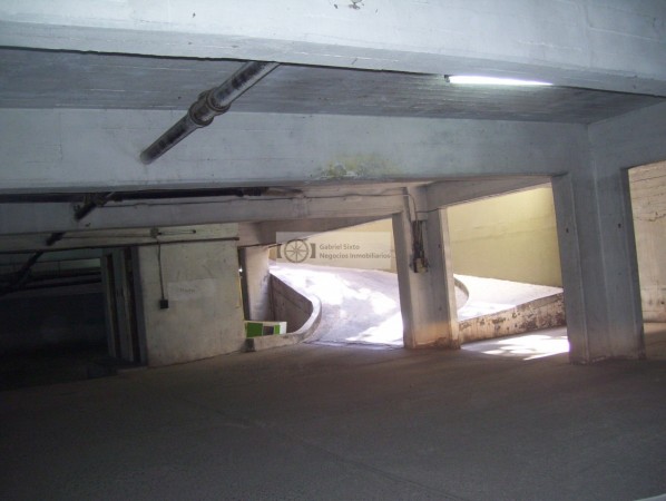VENTA COCHERAS CENTRICAS MENDOZA