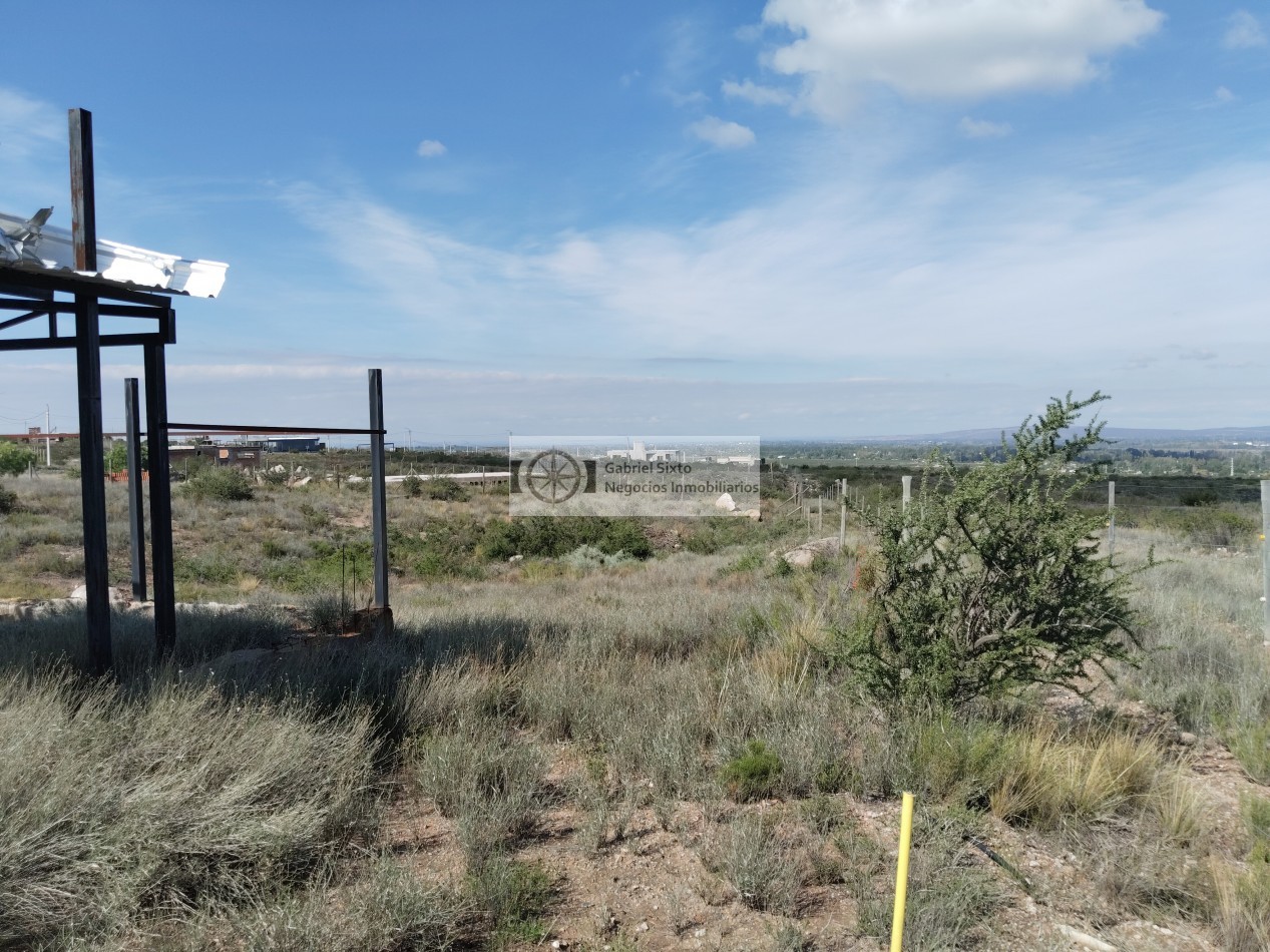 VENTA LOTE ALTOS DE LA CRUCESITA, HERMOSA VISTA, CON PROYECTO DE QUINCHO DISPONIBLIDAD INMEDIATA!!!