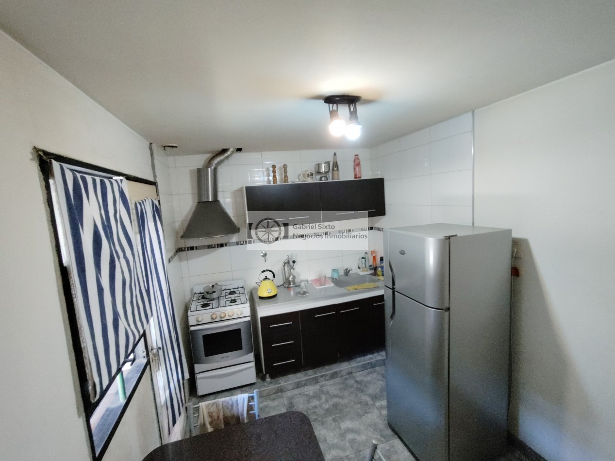 VENTA CASA ESQUINA B° SUPE (Sunchales Oeste y Chaco) 3 dorm cochera muy amplia