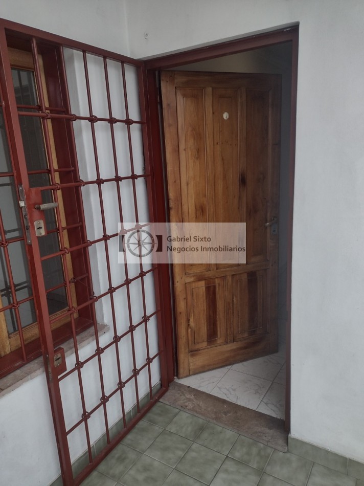 VENTA PROPIEDAD GUAYMALLEN CON 2 LOCALES Y 2 DEPTOS. COMPLEJO COMPLETO 