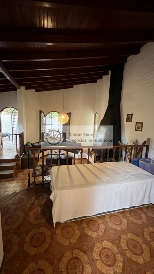 VENTA CASA EN BARRIO CERRADO DE GUAYMALLEN 3 DORM 2BÑ MUY AMPLIA 
