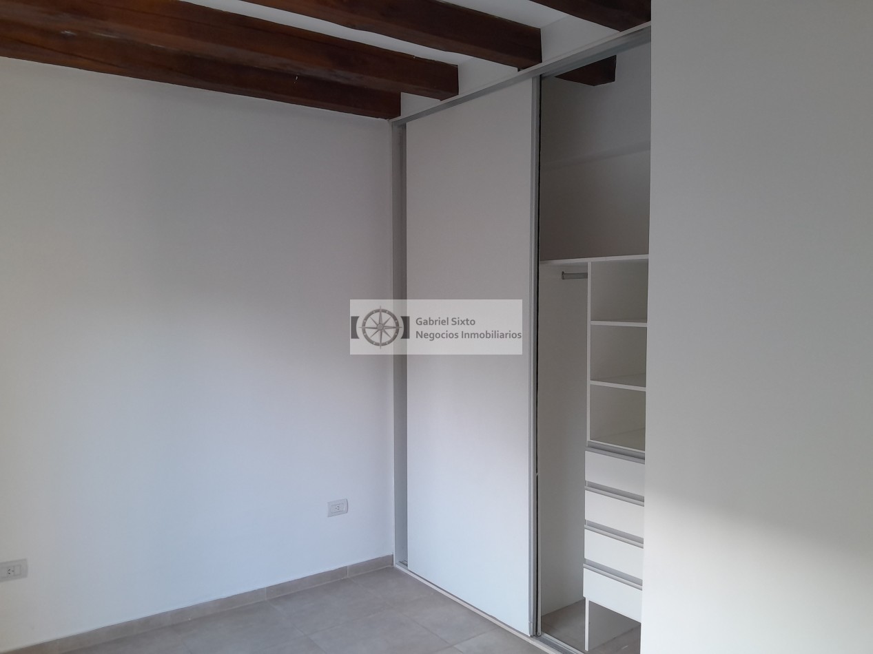 ALQUILER CASA COMPLEJO PRIVAOD 1 DORM CON COCHERA EN BERMEJO, GUAYMALLEN 