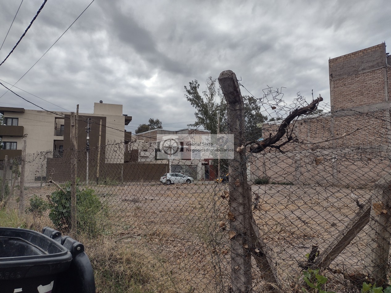 VENTA LOTE ESQUINA B° JUDICIAL ATRAS DE CARREFOUR GLLEN, EXCELENTE UBICACION