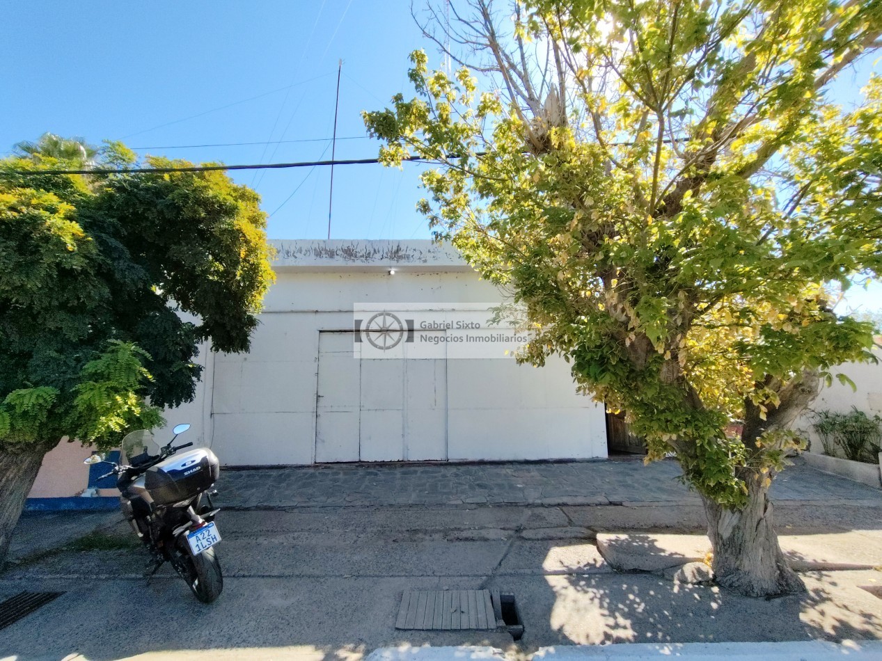 VENTA GALPON CON CASA EN LAS CATITAS A MTS DEL BANCO NACION Y 100 MTS DE CALLE PRINCIPAL