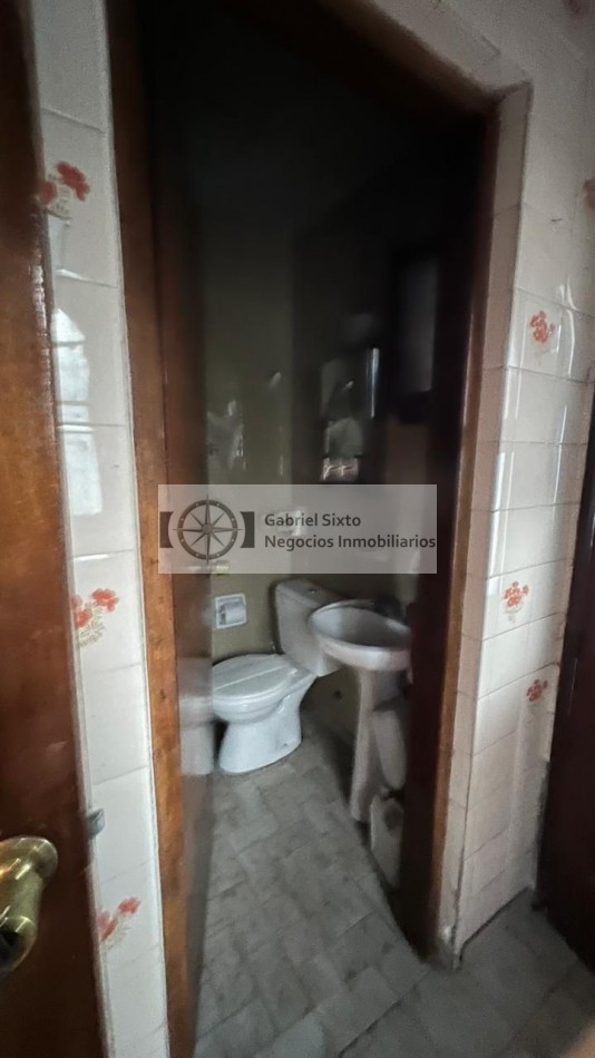 VENTA CASA EN BARRIO CERRADO DE GUAYMALLEN 3 DORM 2BÑ MUY AMPLIA 