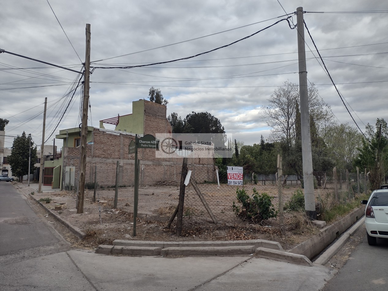 VENTA LOTE ESQUINA B° JUDICIAL ATRAS DE CARREFOUR GLLEN, EXCELENTE UBICACION 