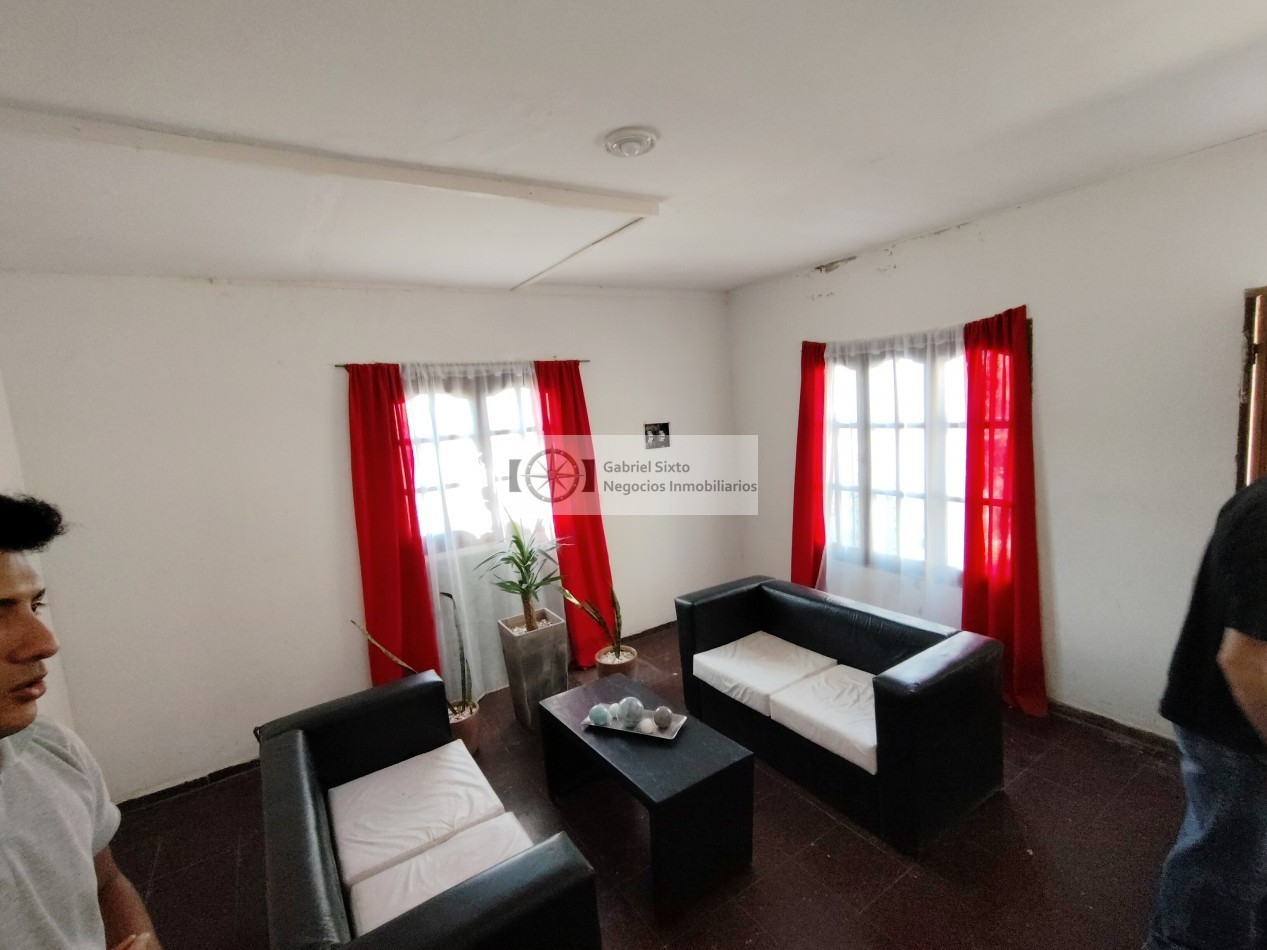 VENTA GALPON CON CASA EN LAS CATITAS A MTS DEL BANCO NACION Y 100 MTS DE CALLE PRINCIPAL