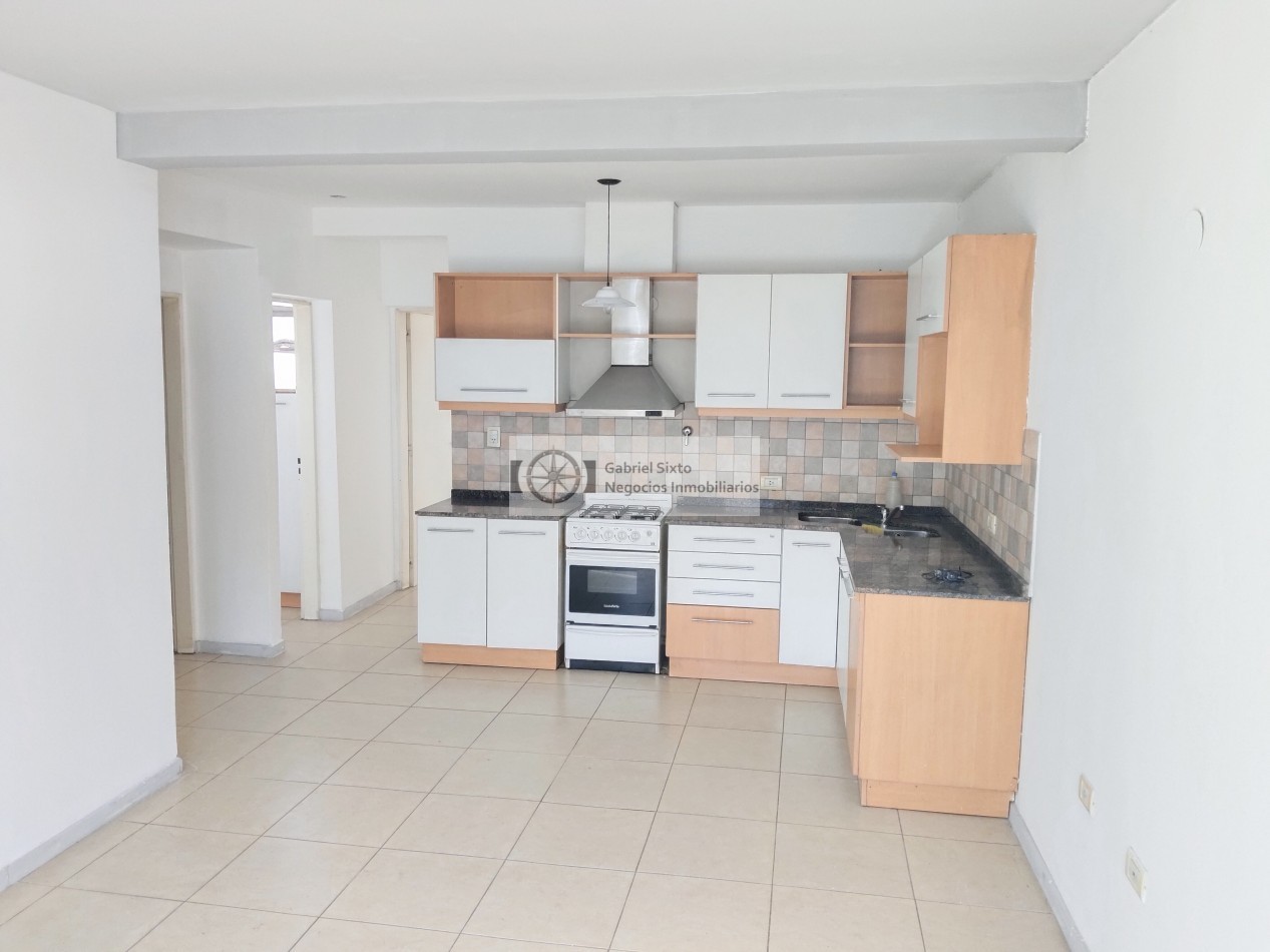 ALQUILER DEPTO 1 DORM CON COCHERA IMPECABLE EXCELENTE ZONA GODOY CRUZ complejo chico 