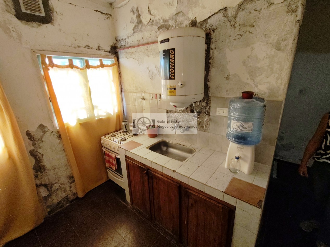 VENTA GALPON CON CASA EN LAS CATITAS A MTS DEL BANCO NACION Y 100 MTS DE CALLE PRINCIPAL