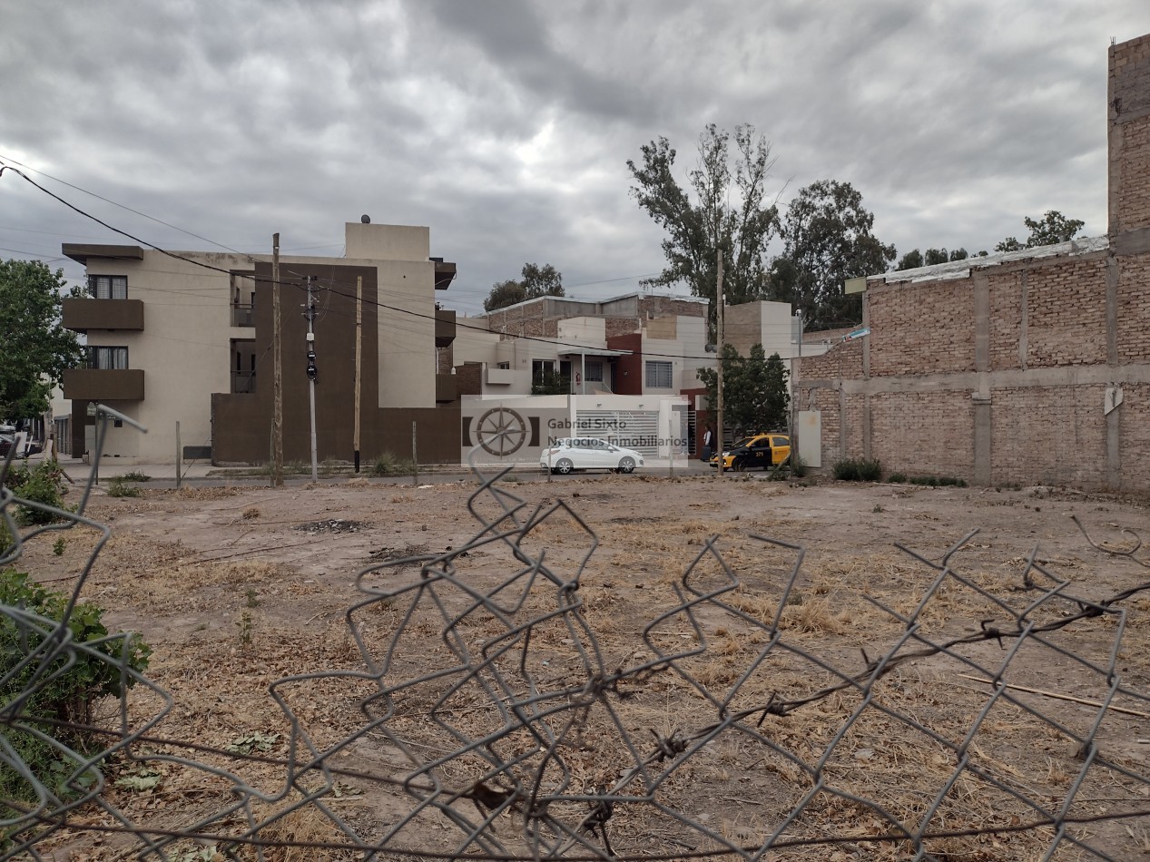VENTA LOTE ESQUINA B° JUDICIAL ATRAS DE CARREFOUR GLLEN, EXCELENTE UBICACION