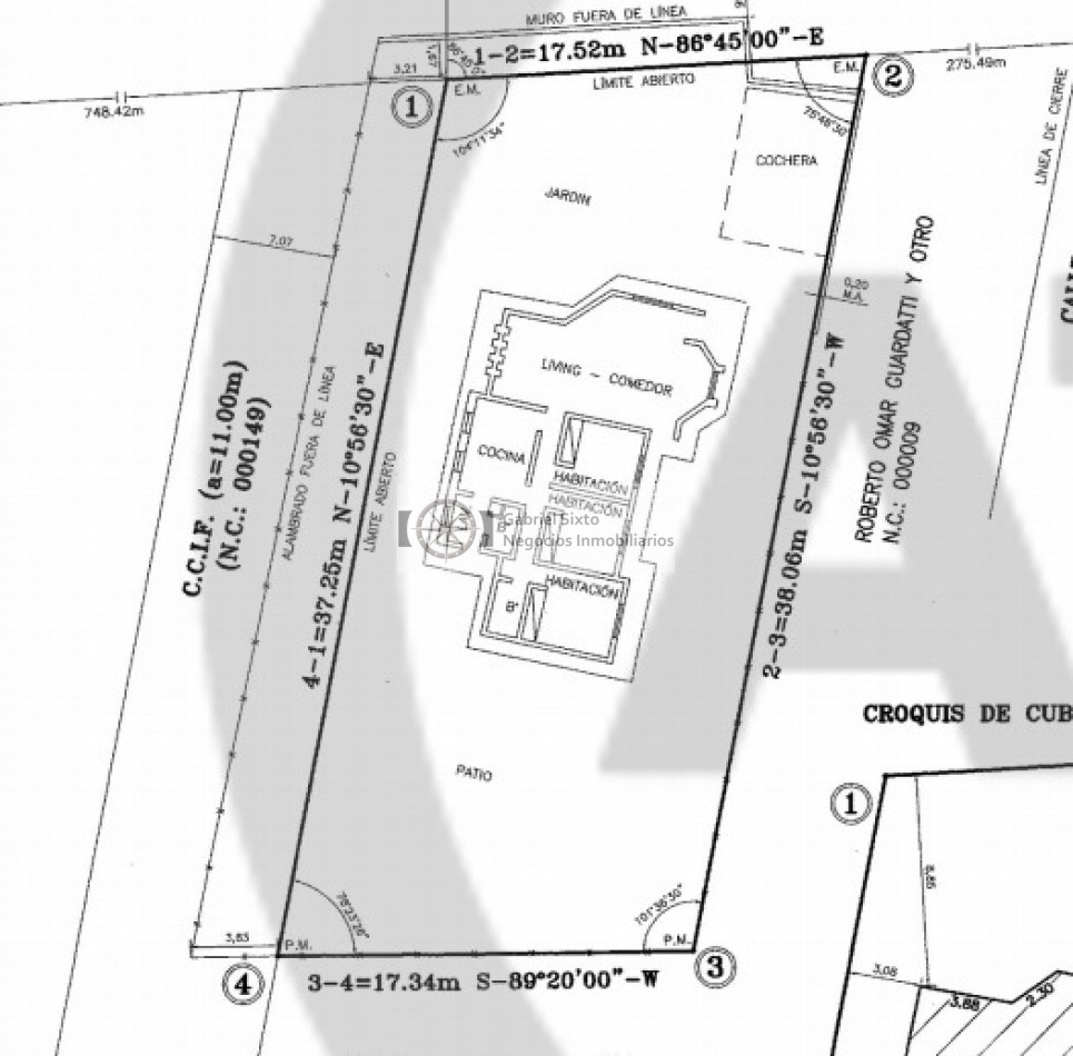 VENTA CASA EN BARRIO CERRADO DE GUAYMALLEN 3 DORM 2BÑ MUY AMPLIA 