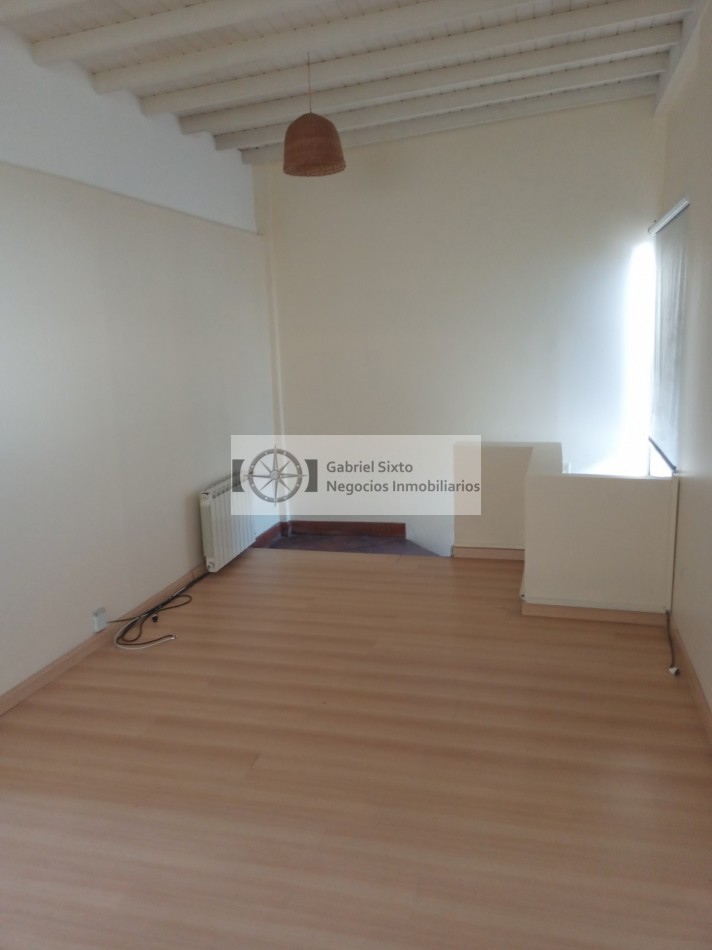 VENTA DEPTOS. GODOY CRUZ IDEAL ALQUILER TEMPORARIO, ESQUINA 1 Y 2 PISO