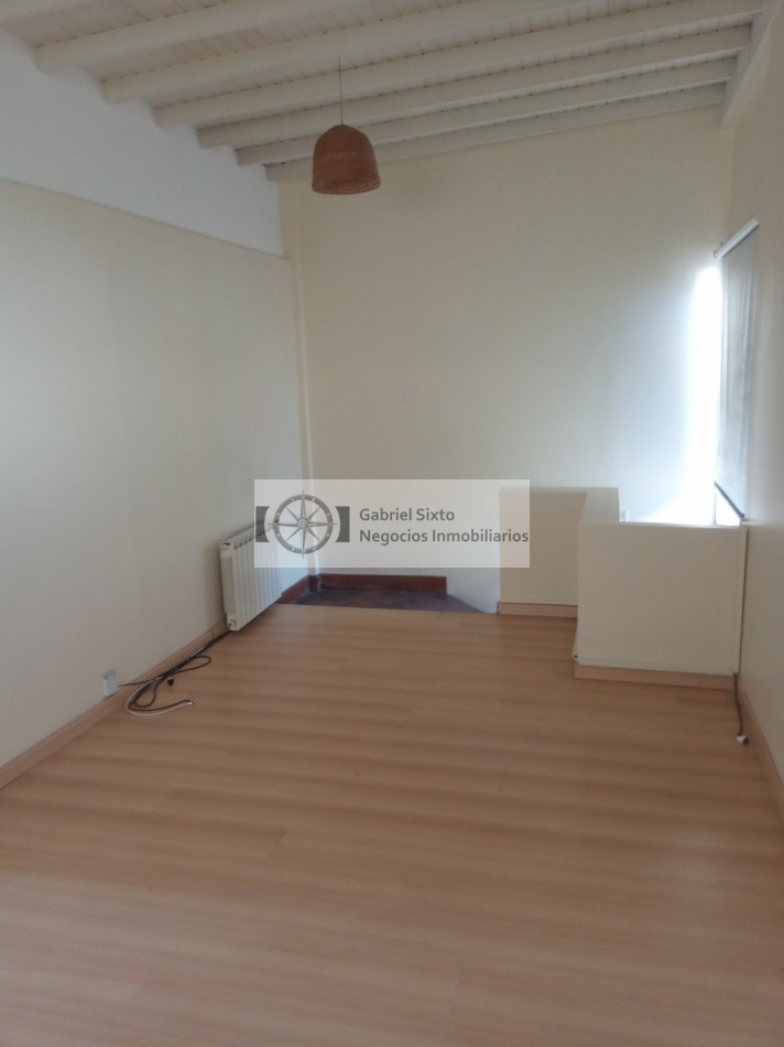 VENTA DEPTOS. GODOY CRUZ IDEAL ALQUILER TEMPORARIO, ESQUINA 1 Y 2 PISO 