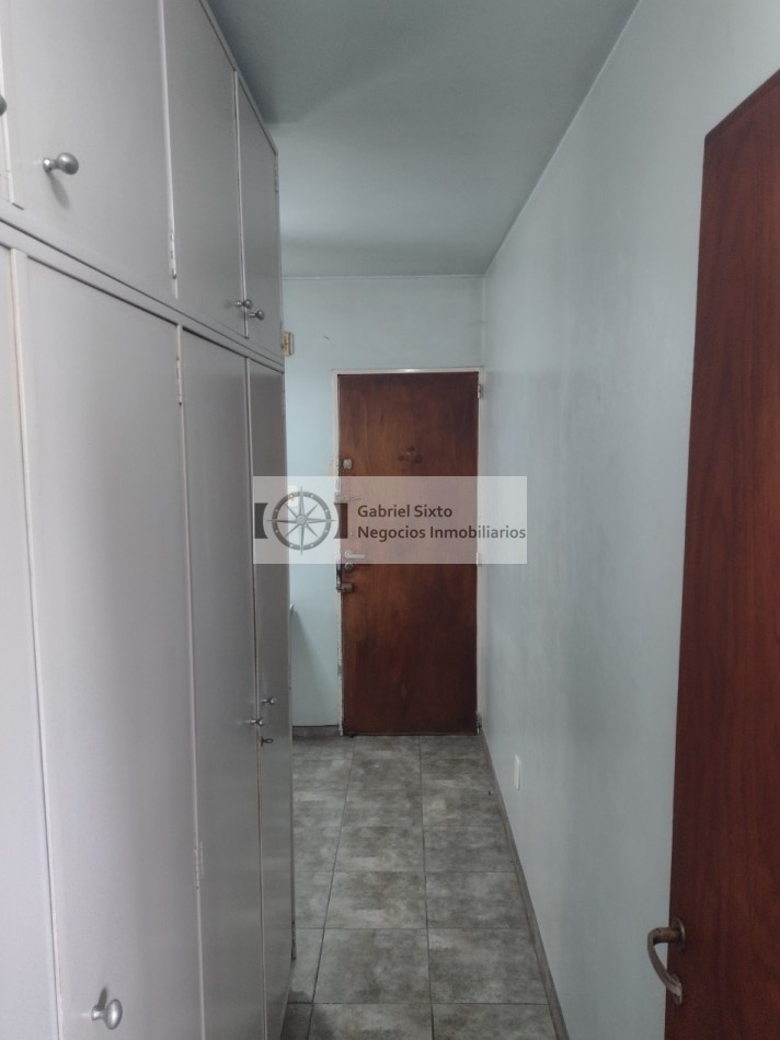 VENTA DEPTO FRENTE A PARQUE CENTAL CIUDAD, AMPLIO 2 DORM 