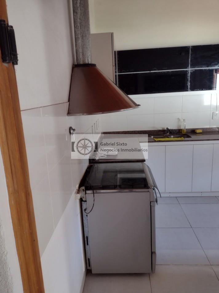 VENTA CASA HERMOSA B° LUMACO, NUEVA IMPECABLE 3 DORM 