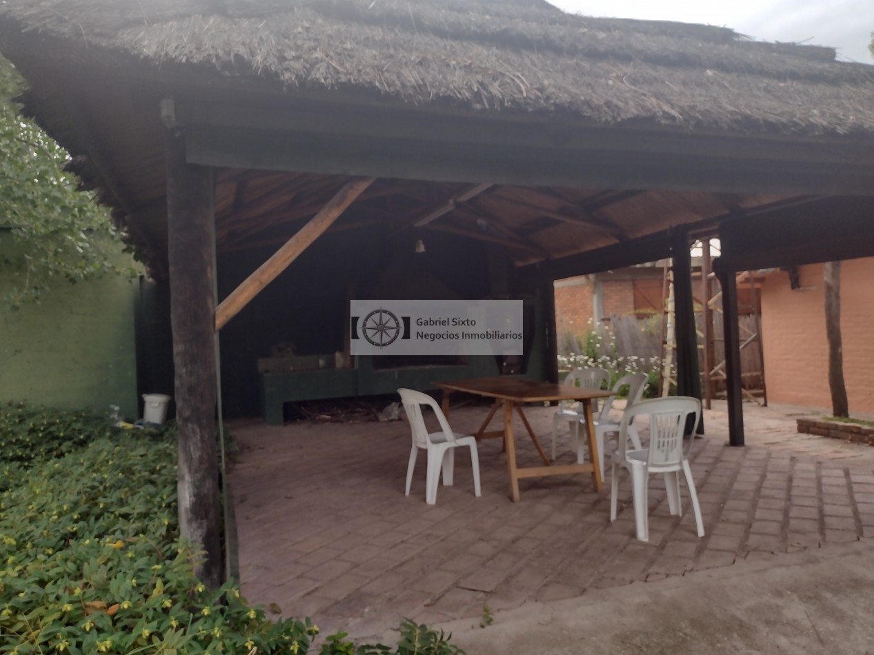 VENTA HERMOSA PROPIEDAD EN EL SALTO POTRERILLOS, MUY AMPLIA IMPECABLE !!!!