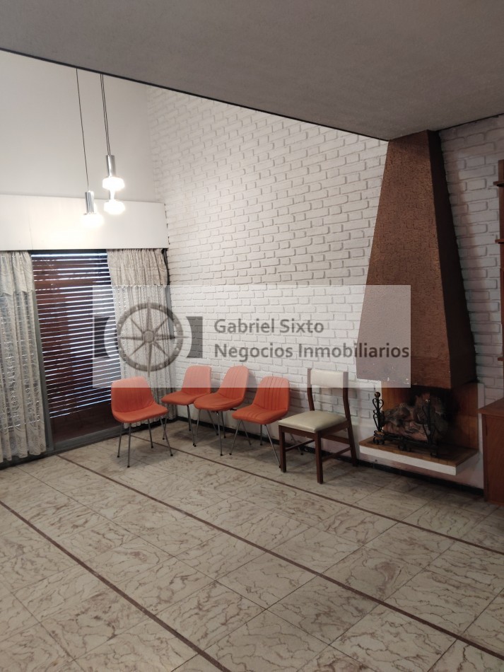 VENTA CASA ESQUINA P DE LOS ANDES Y FADER 6ta secc.  IMPECABLE 