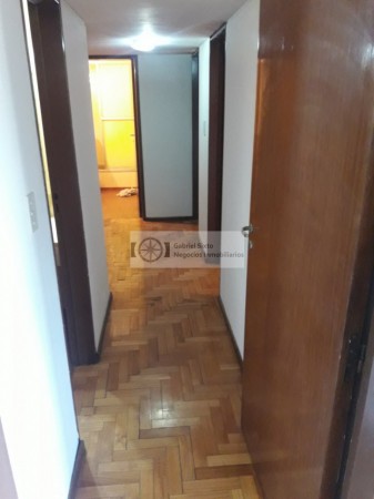 VENTA DEPTO CENTRICO MENDOZA Rivadavia y 9 de Julio 2 dorm 2 bñ