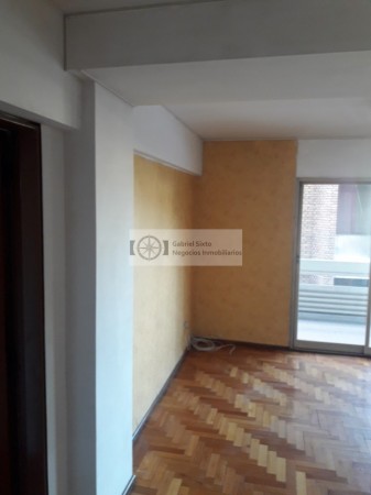 VENTA DEPTO CENTRICO MENDOZA Rivadavia y 9 de Julio 2 dorm 2 bñ