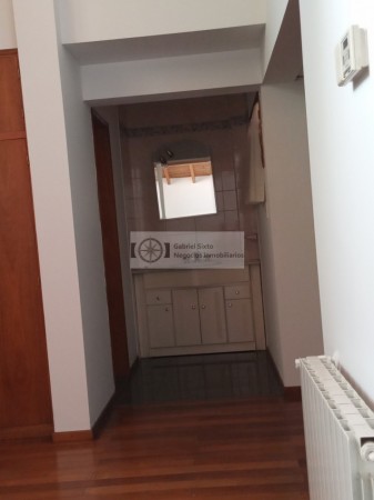 VENTA CASA CATEGORIA 6TA SECC. MENDOZA MUY AMPLIA 