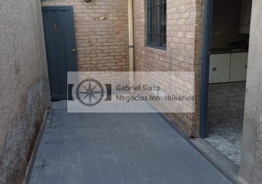 ALQUILER DEPTO INTERNO GLLEN. 1 DORM CON COCINA COMEDOR Y PATIO 