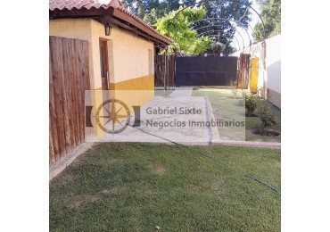 ALQUILER CASA COMPLEJO PRIVAOD 1 DORM CON COCHERA EN BERMEJO, GUAYMALLEN 